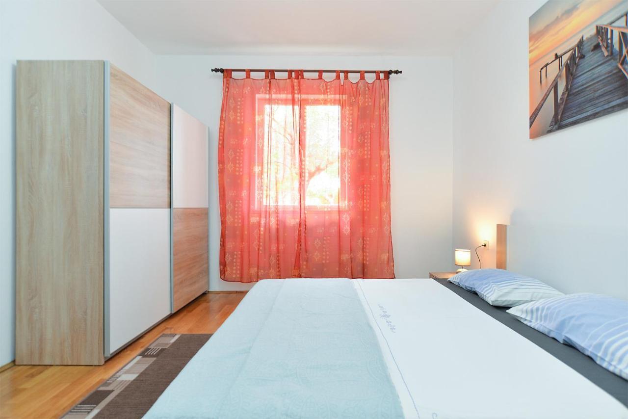 Apartments Fazana 407 Bagian luar foto